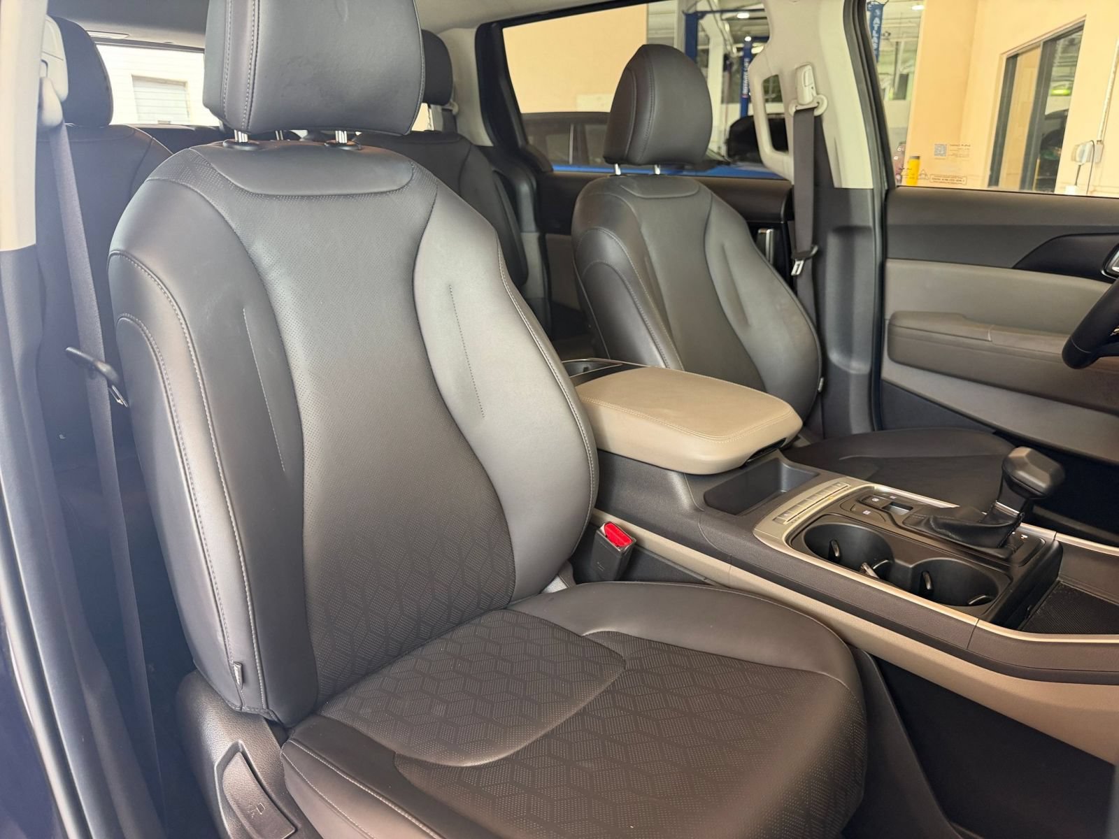 Thumbnail: 2026 Kia Carnival - 33