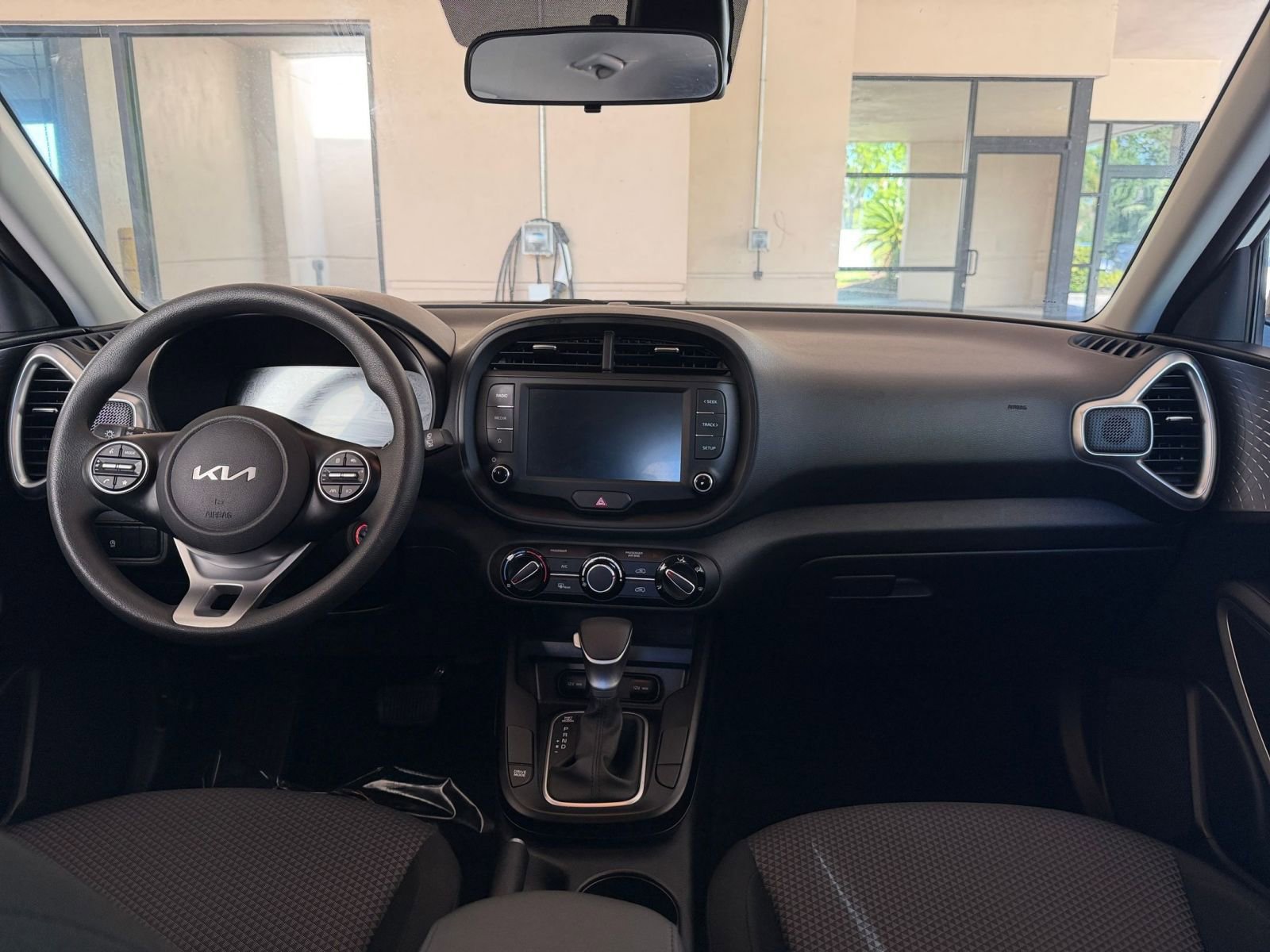 Thumbnail: 2025 Kia Soul - 28