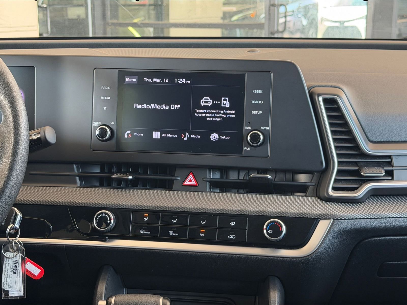 Thumbnail: 2024 Kia Sportage - 17