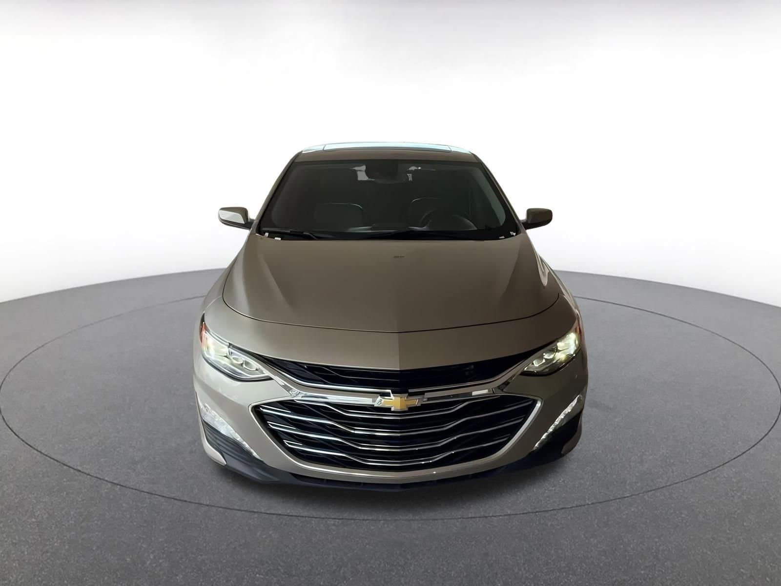 Thumbnail: 2024 Chevrolet Malibu - 4