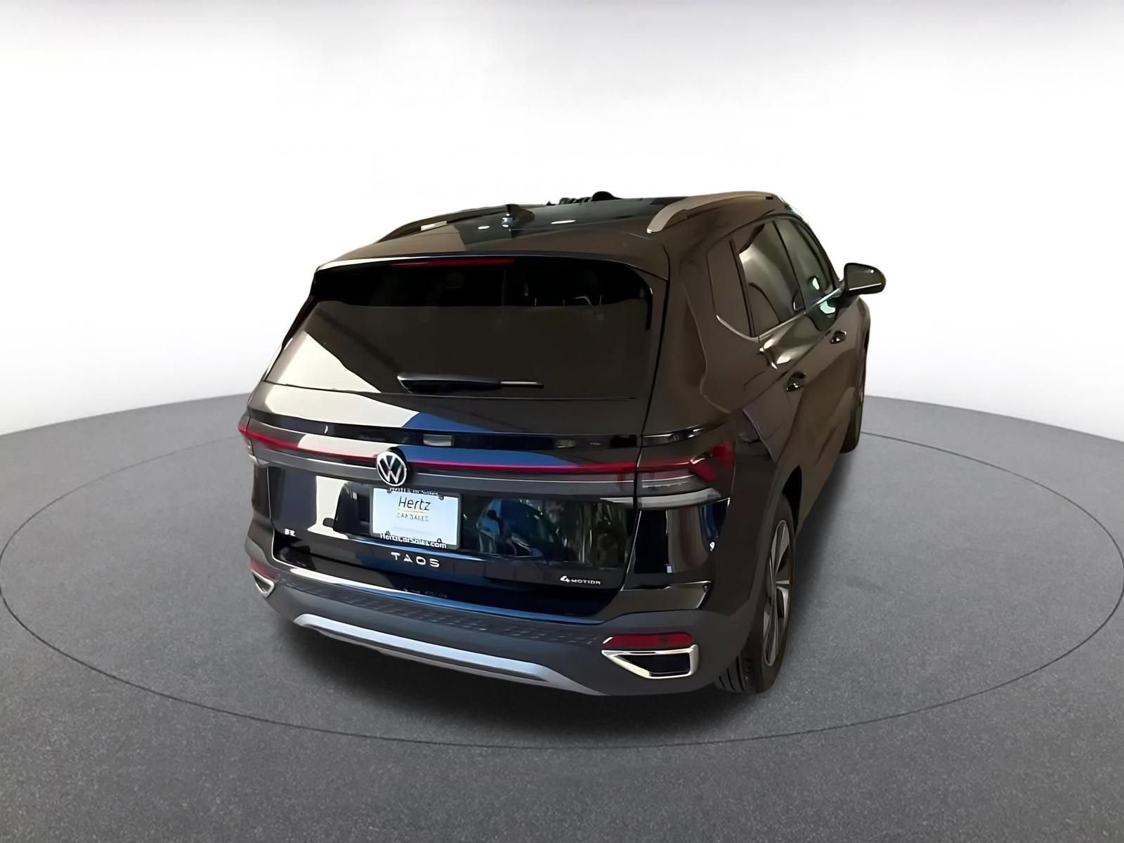 Thumbnail: 2025 Volkswagen Taos - 15