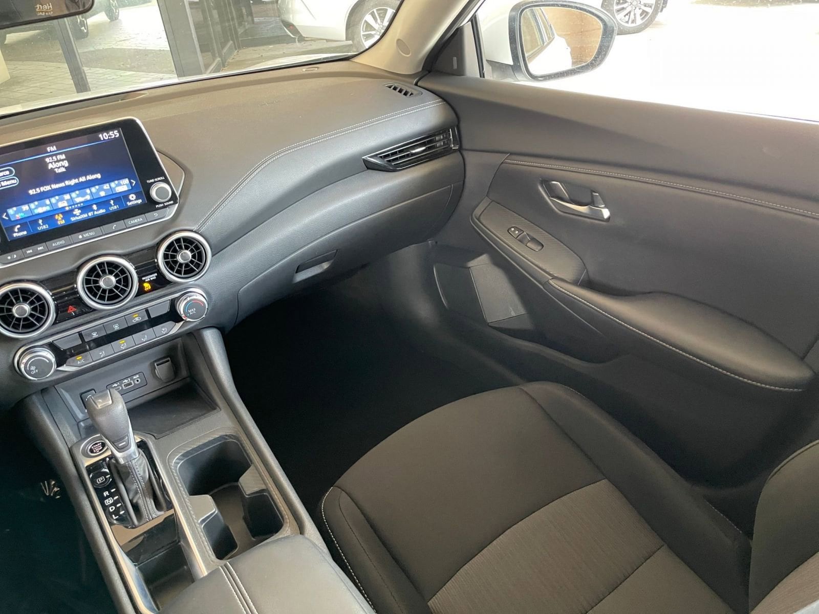 Thumbnail: 2025 Nissan Sentra - 33
