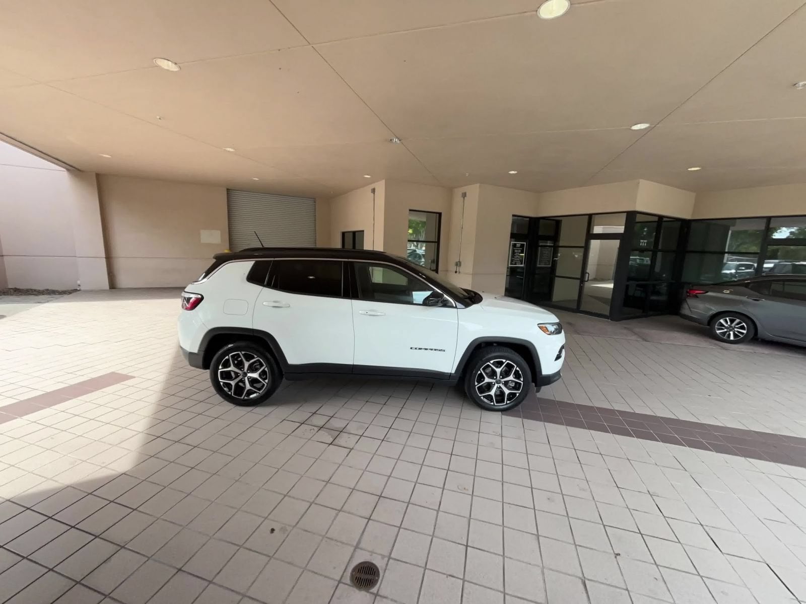 Thumbnail: 2025 Jeep Compass - 15
