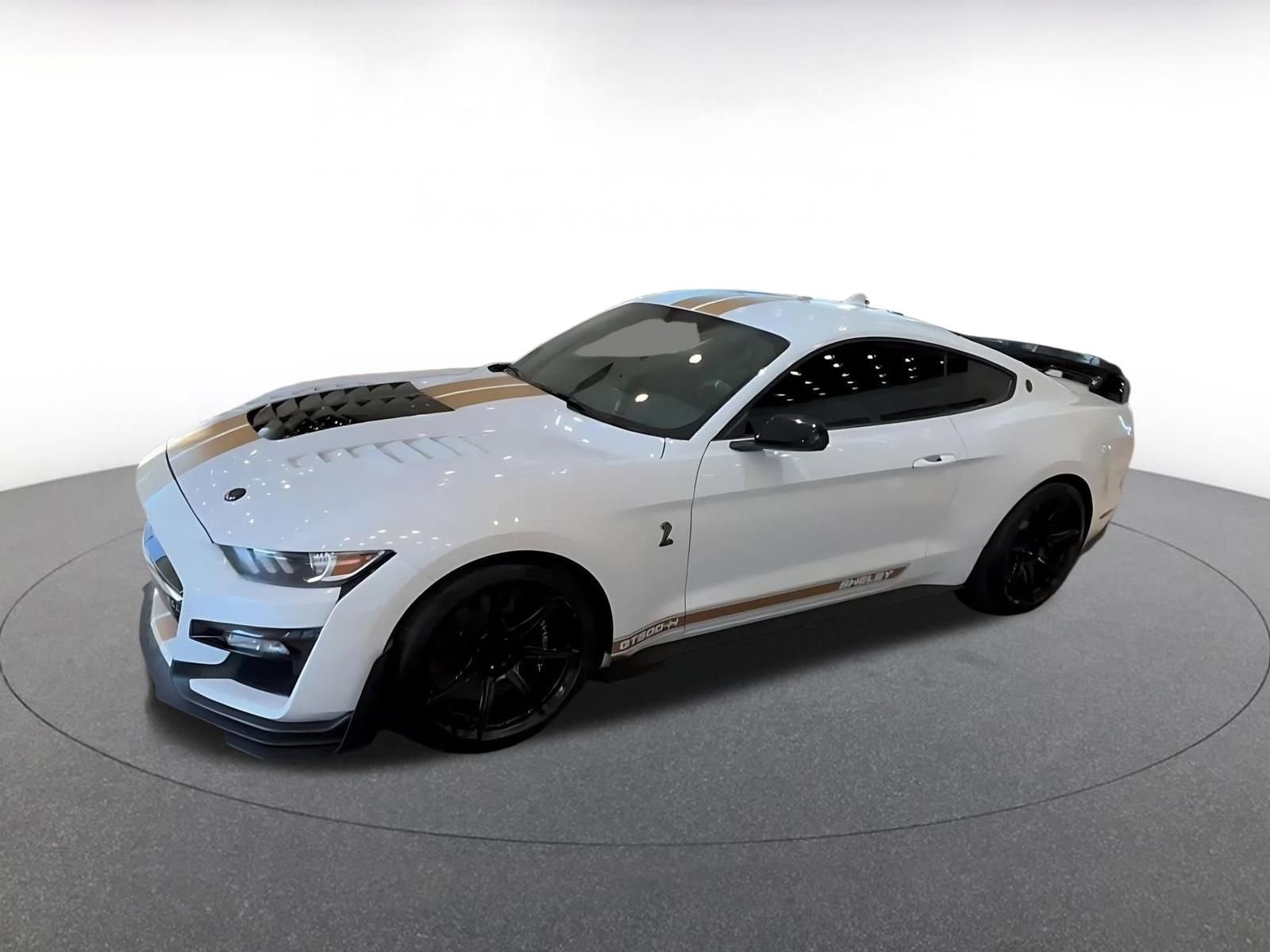 Thumbnail: 2022 Ford Mustang - 8