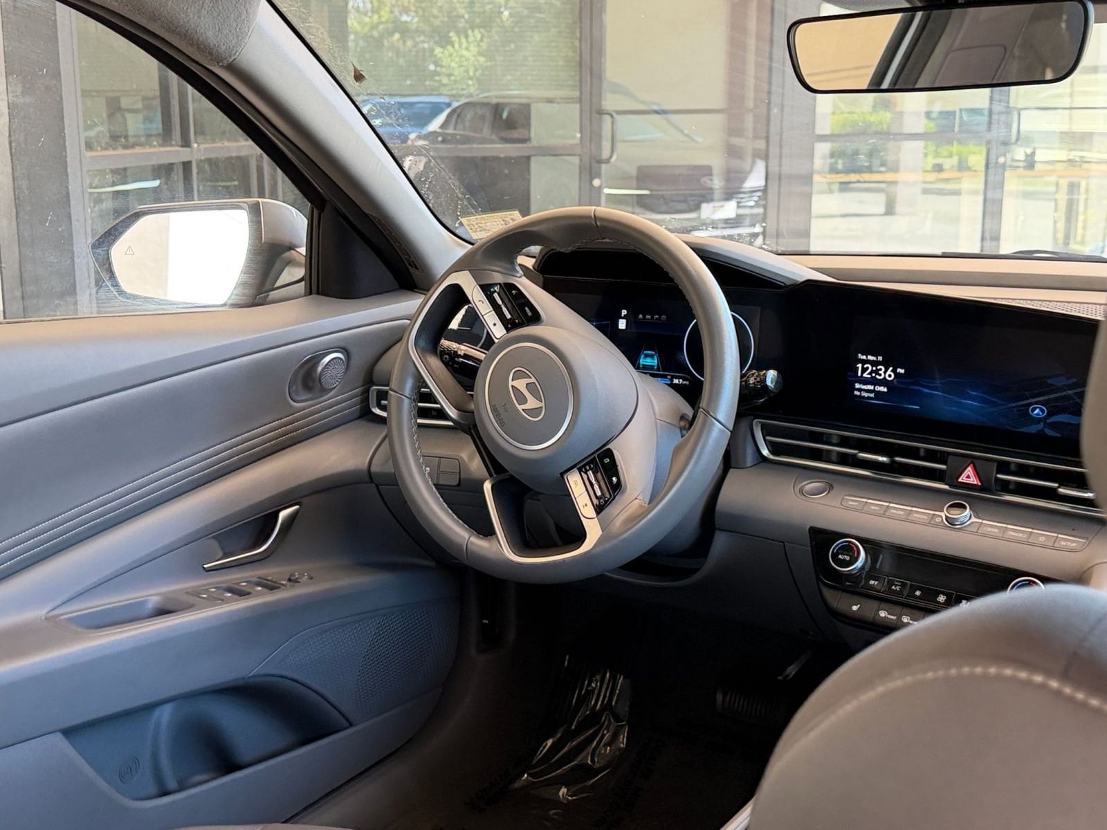 Thumbnail: 2025 Hyundai Elantra - 28