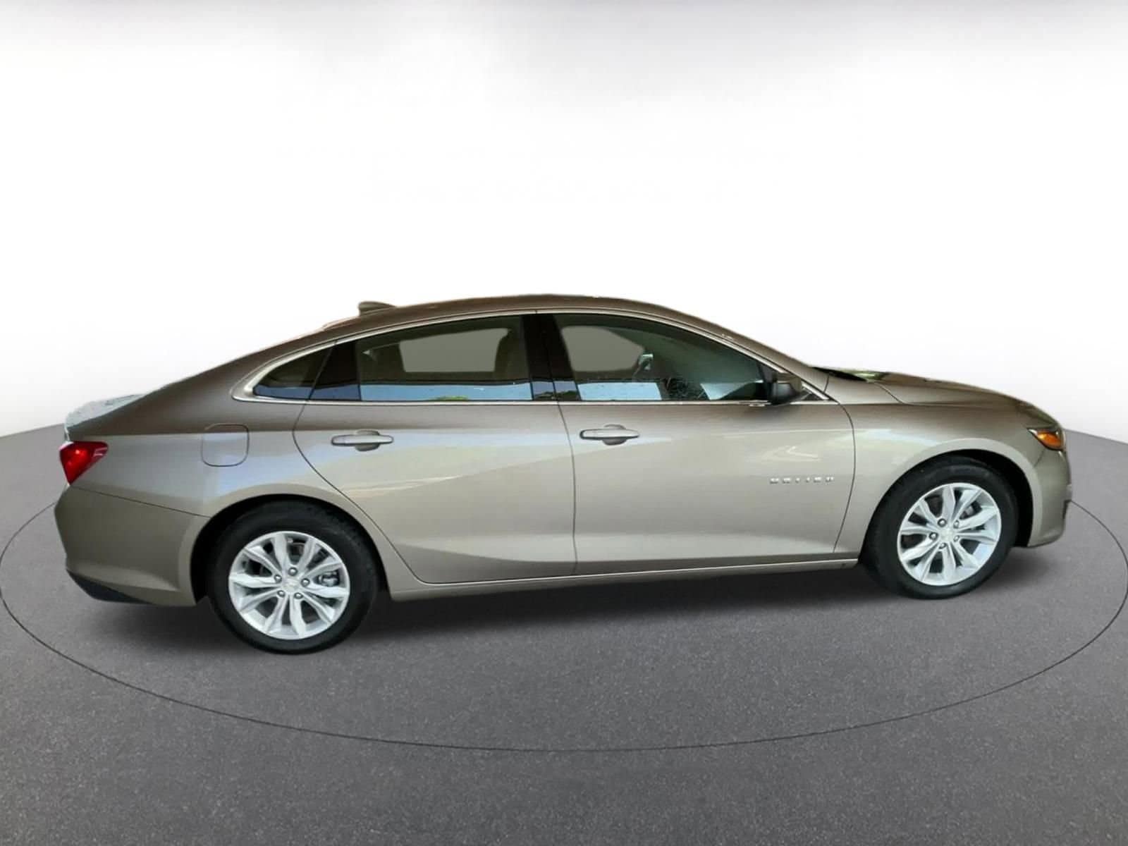 2023 Chevrolet Malibu LT 13