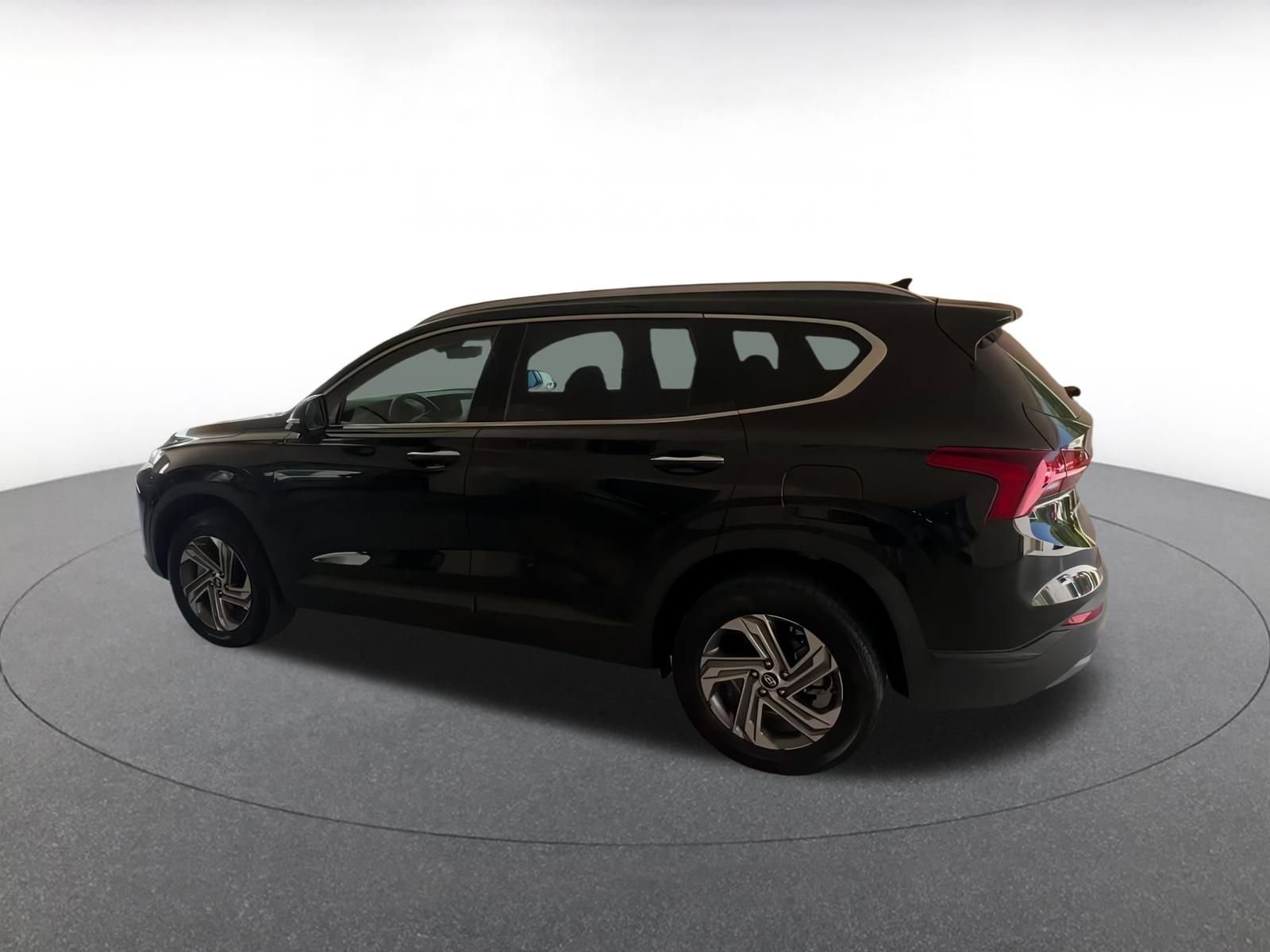 Thumbnail: 2023 Hyundai Santa Fe - 15