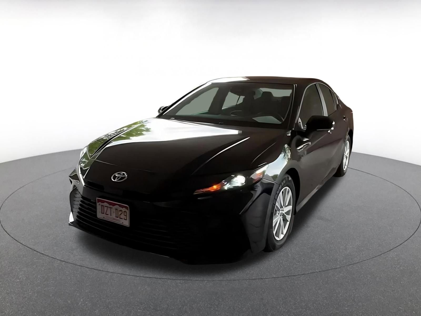 Thumbnail: 2025 Toyota Camry - 3