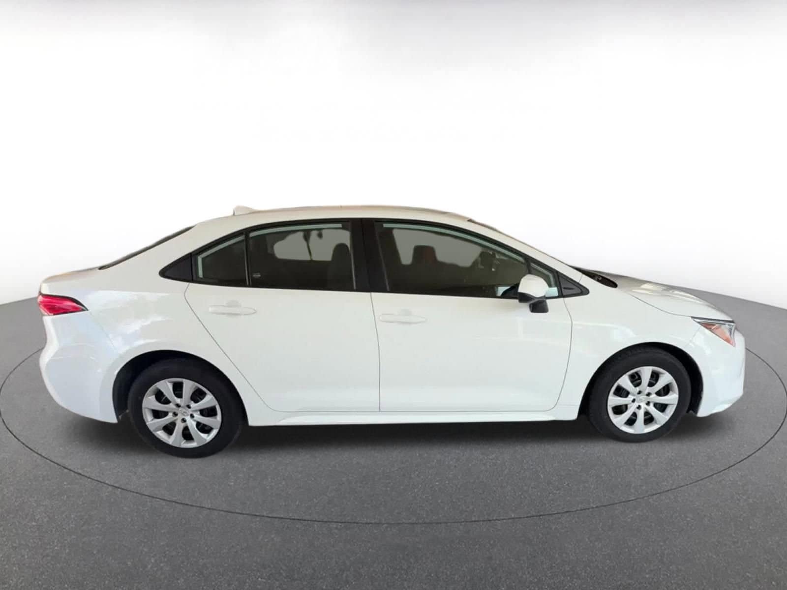 Thumbnail: 2024 Toyota Corolla - 16
