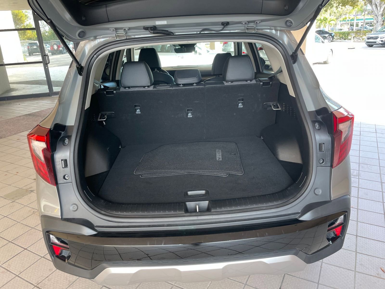 Thumbnail: 2025 Kia Seltos - 27