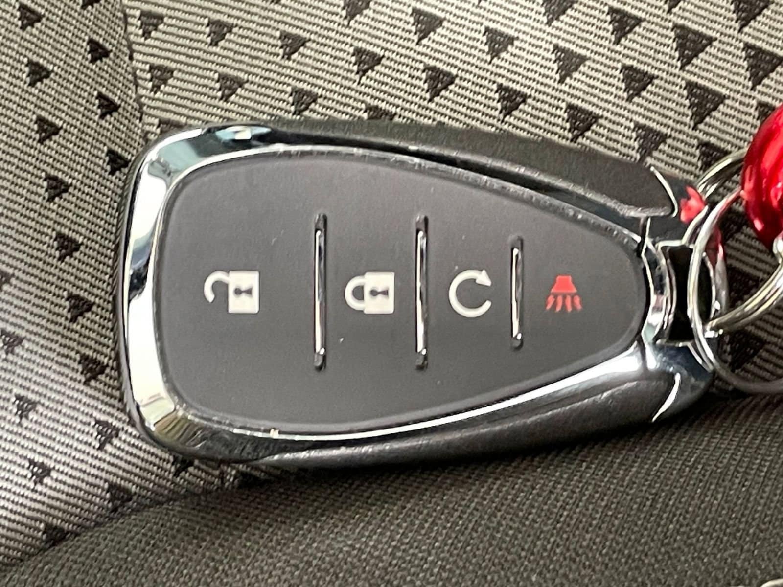 Thumbnail: 2025 Chevrolet Trax - 33