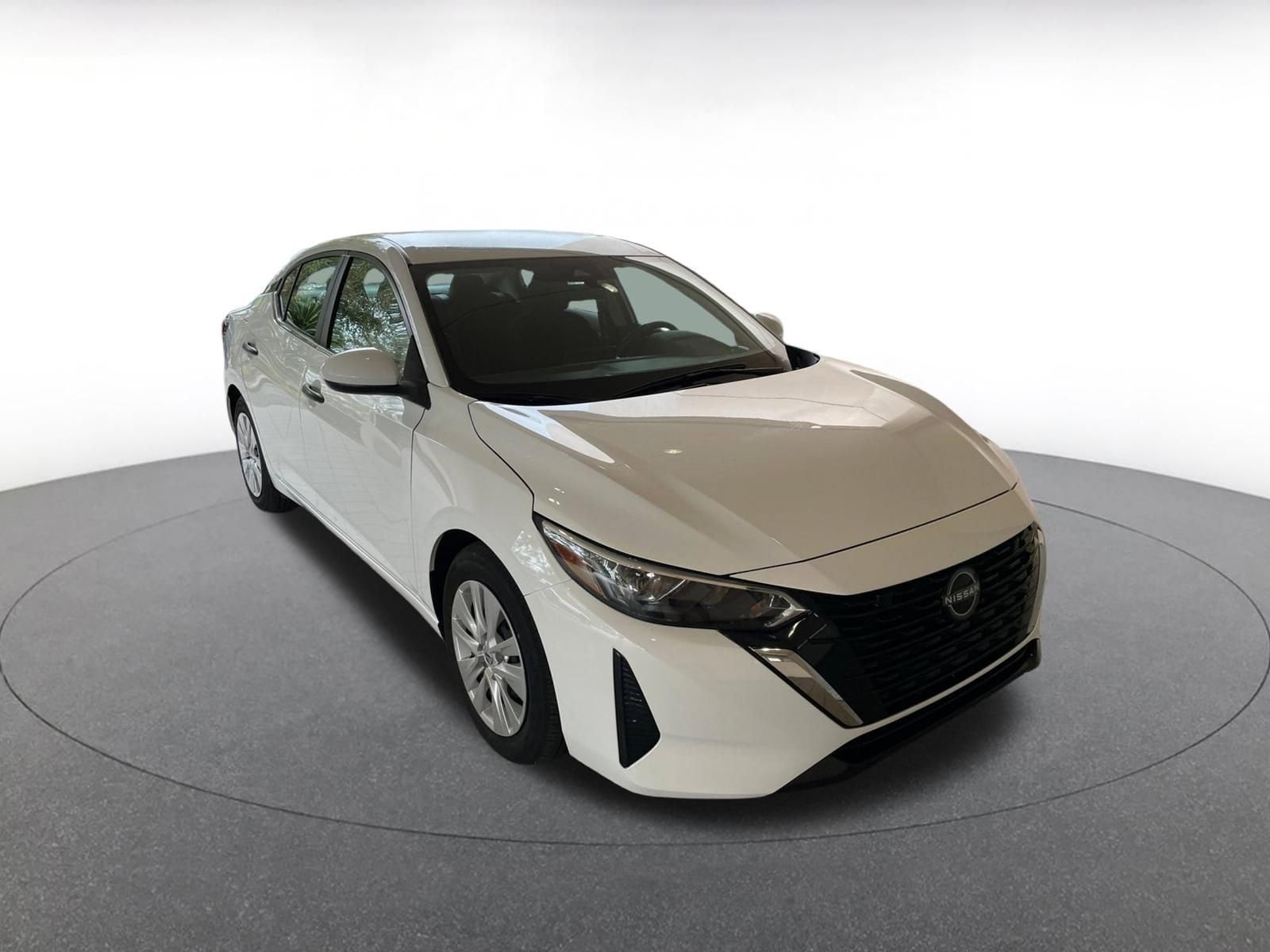 Thumbnail: 2025 Nissan Sentra - 1