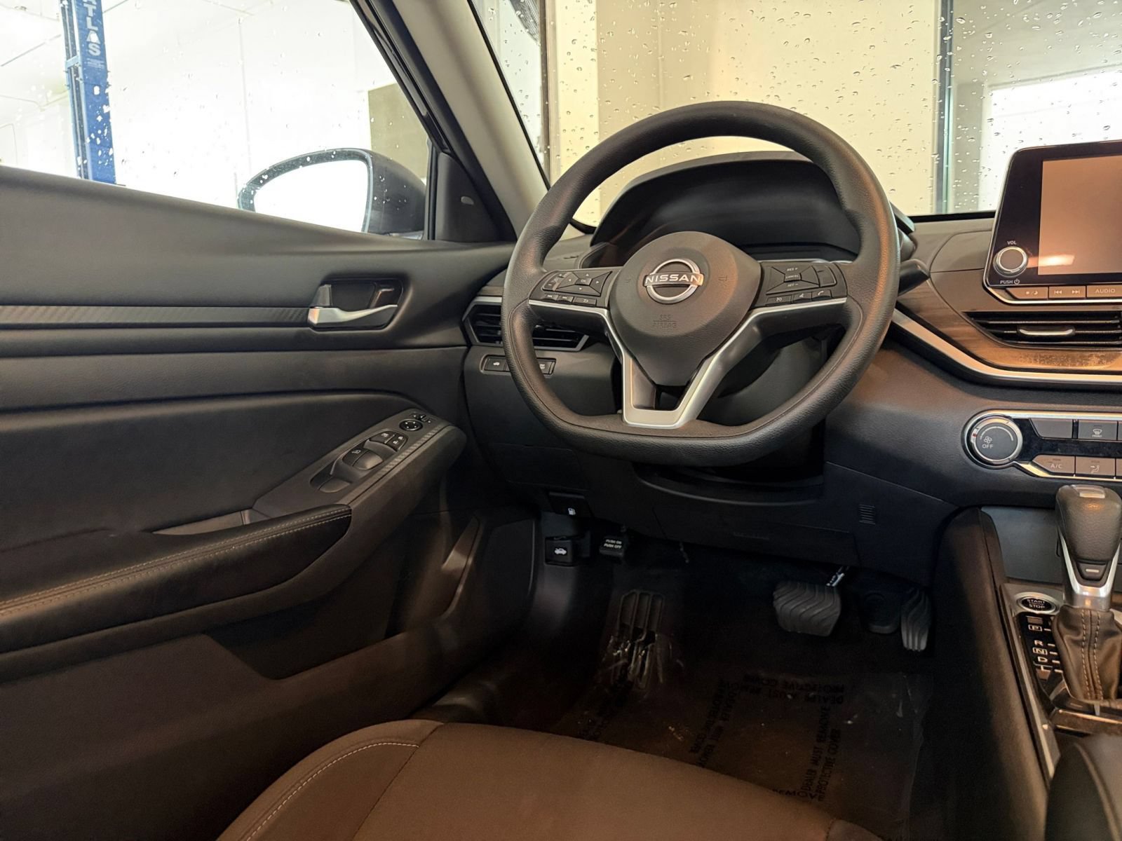 Thumbnail: 2025 Nissan Altima - 28