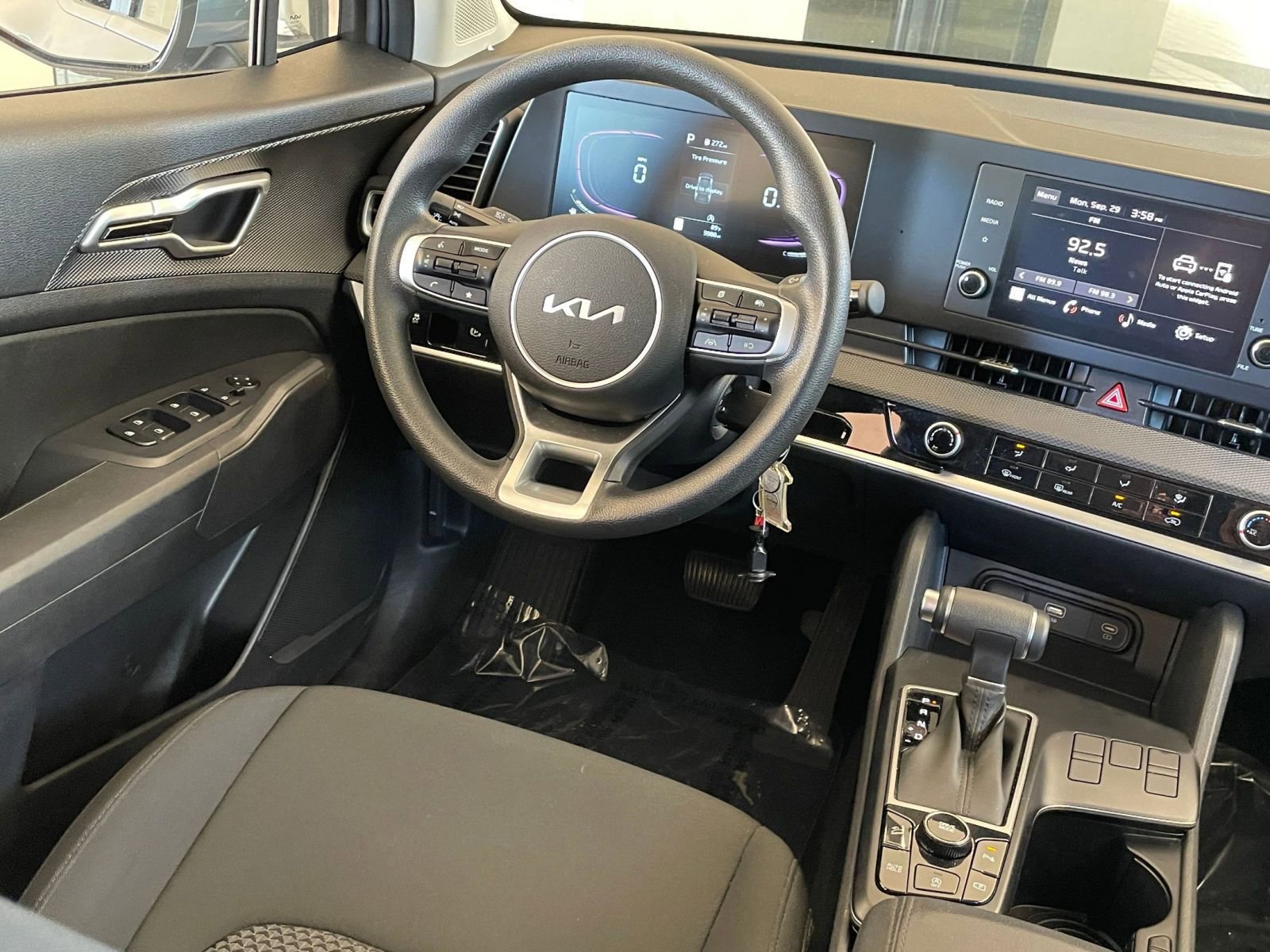 Thumbnail: 2025 Kia Sportage - 34