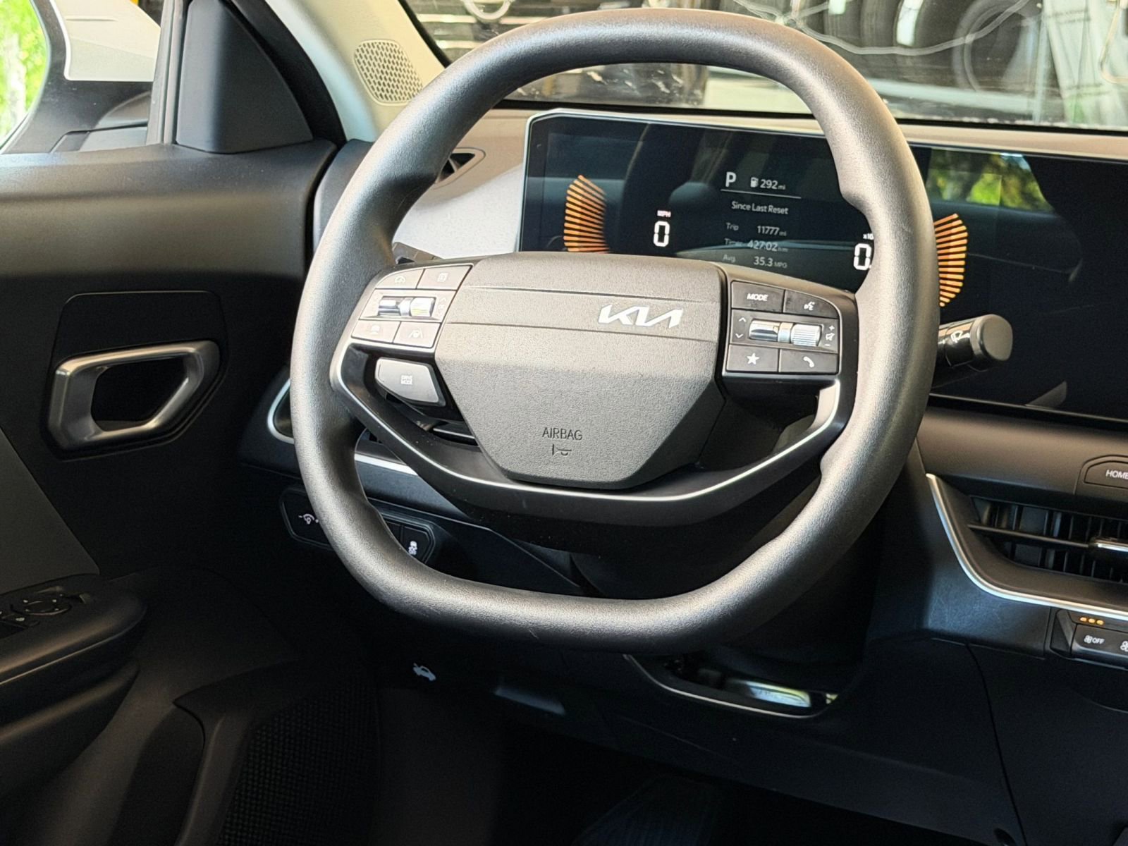 Thumbnail: 2025 Kia K4 - 30