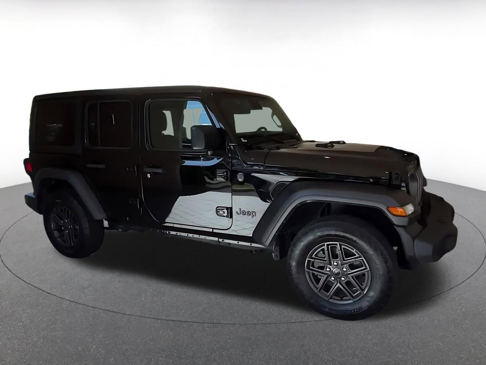Thumbnail: 2025 Jeep Wrangler - 16