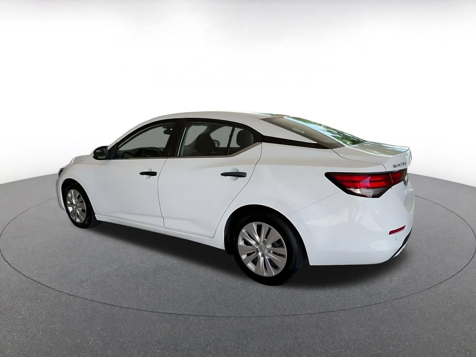 Thumbnail: 2025 Nissan Sentra - 9