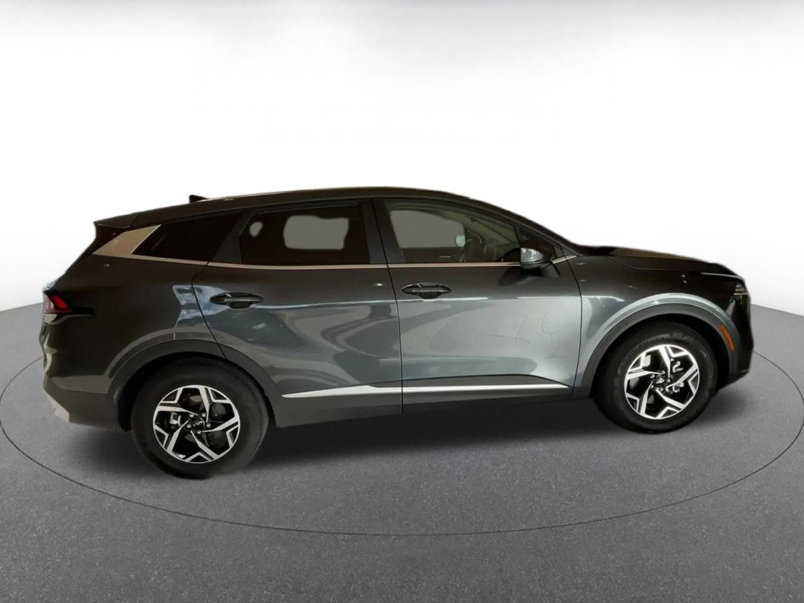 Thumbnail: 2025 Kia Sportage - 16