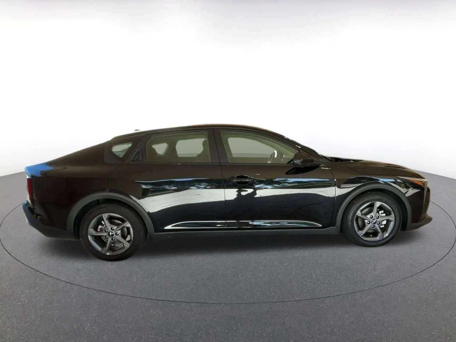 Thumbnail: 2025 Kia K4 - 16