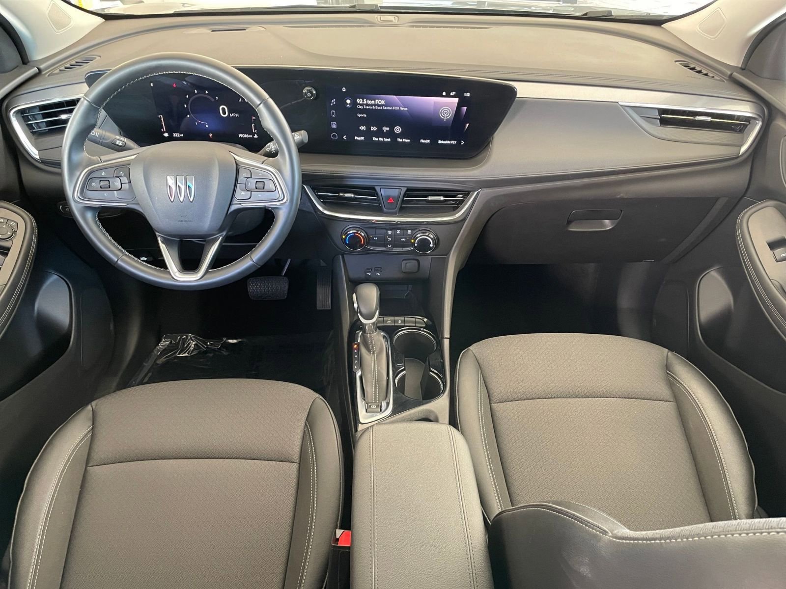 Thumbnail: 2025 Buick Encore GX - 31