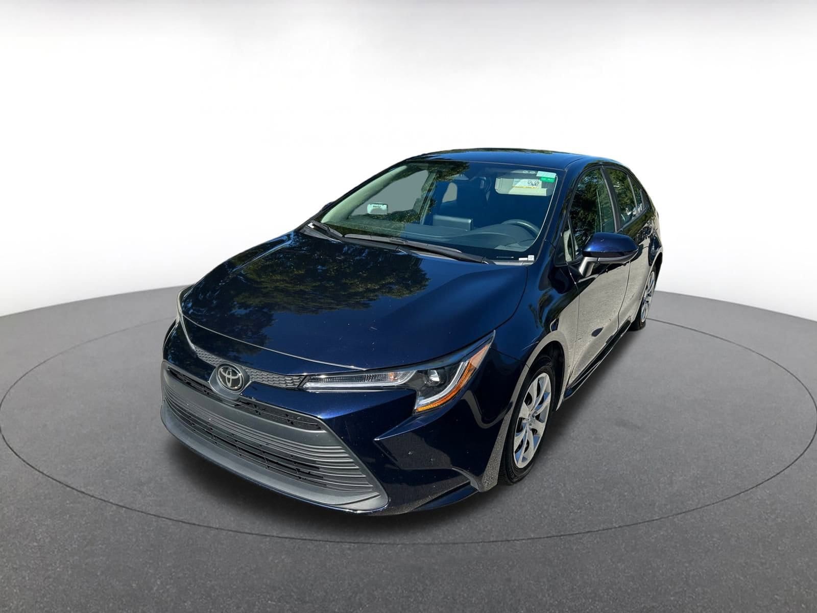 Thumbnail: 2023 Toyota Corolla - 4