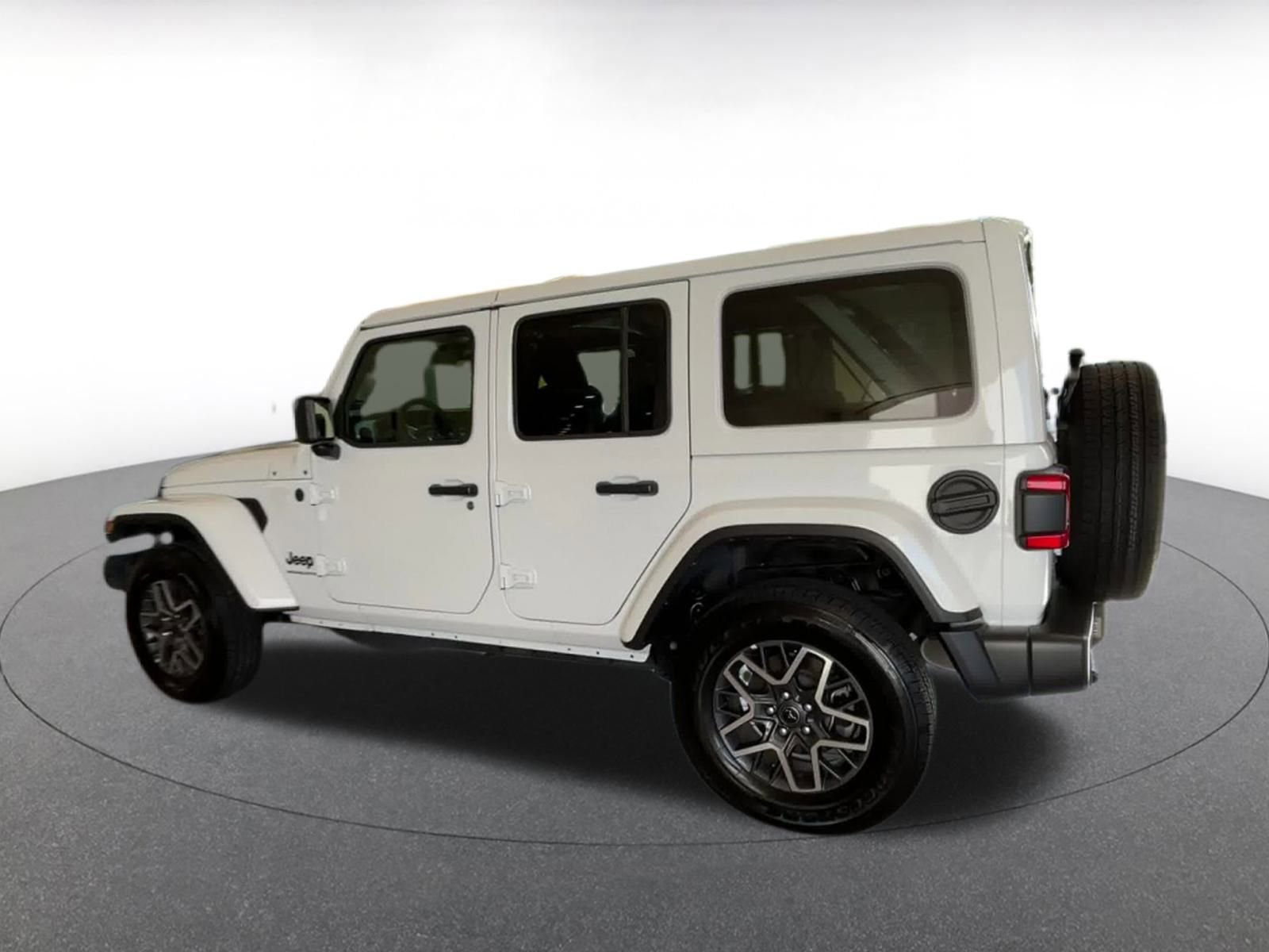 Thumbnail: 2025 Jeep Wrangler - 10