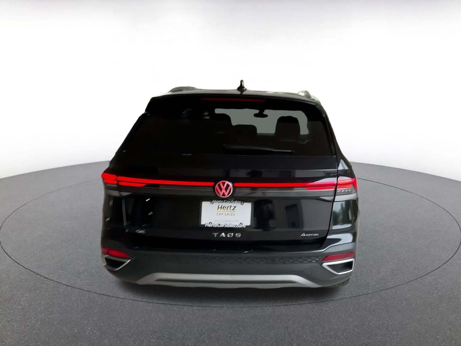 Thumbnail: 2025 Volkswagen Taos - 12