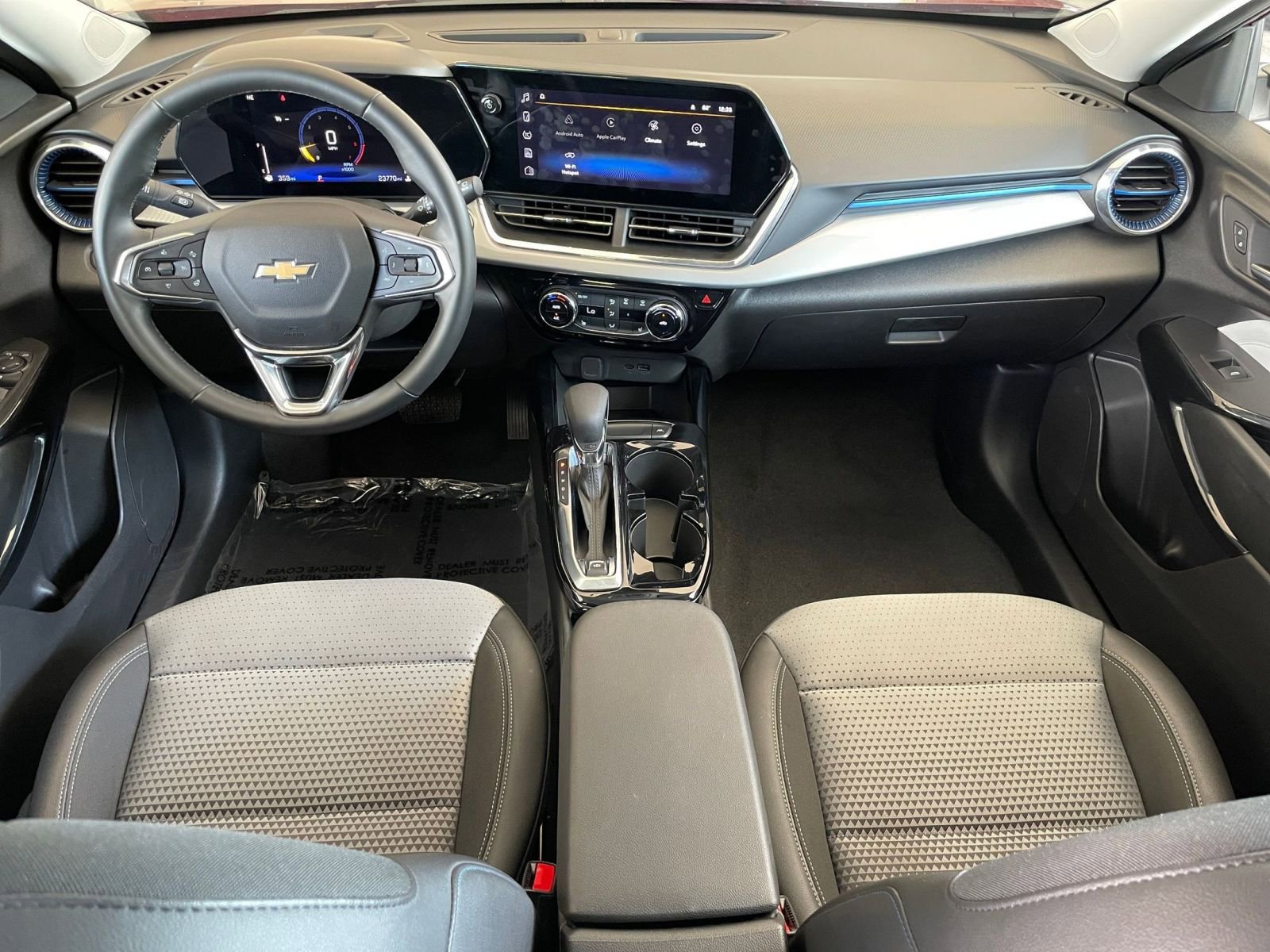 Thumbnail: 2025 Chevrolet Trax - 32