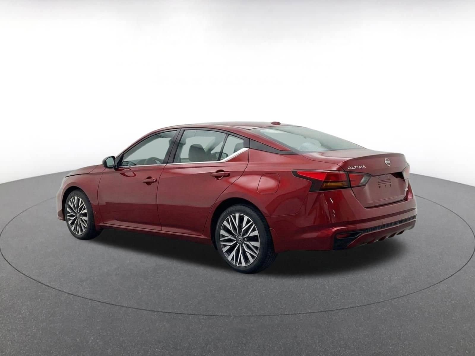 Thumbnail: 2025 Nissan Altima - 11