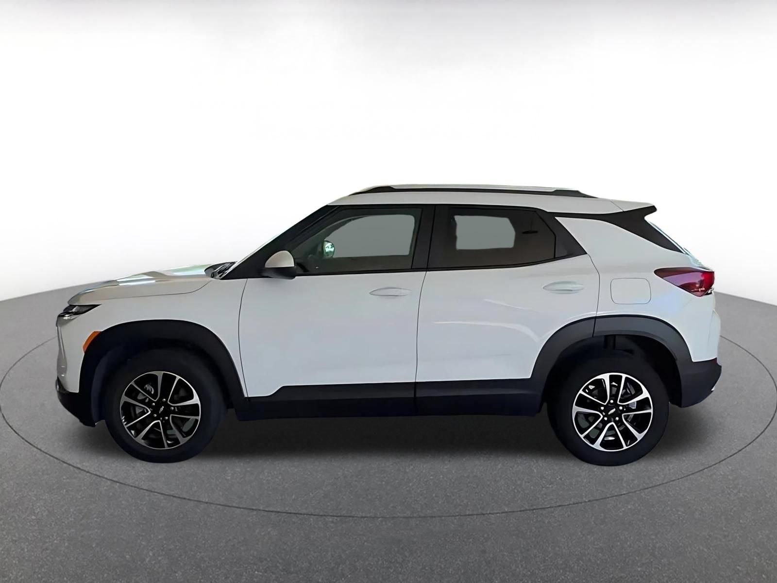 Thumbnail: 2025 Chevrolet TrailBlazer - 9