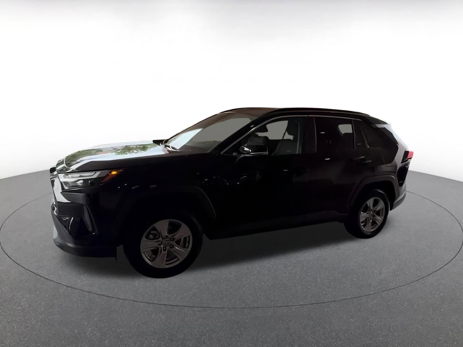 Thumbnail: 2025 Toyota RAV4 - 7