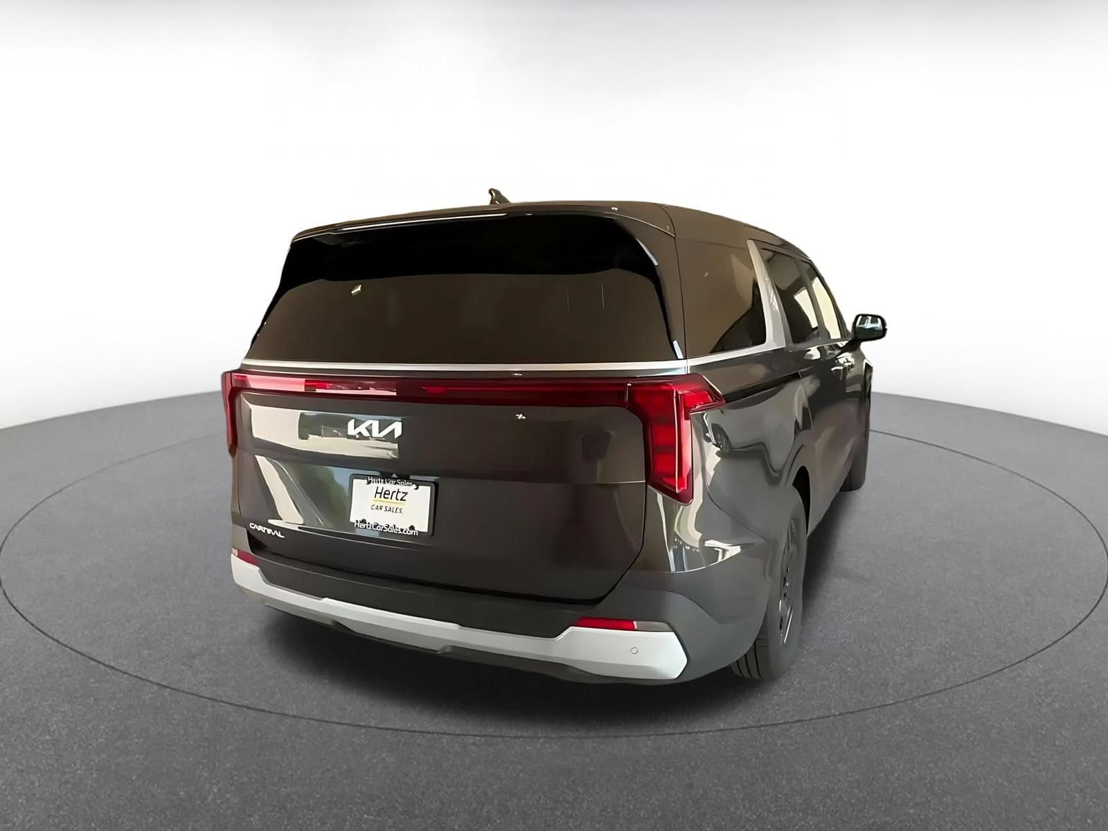 Thumbnail: 2026 Kia Carnival - 13