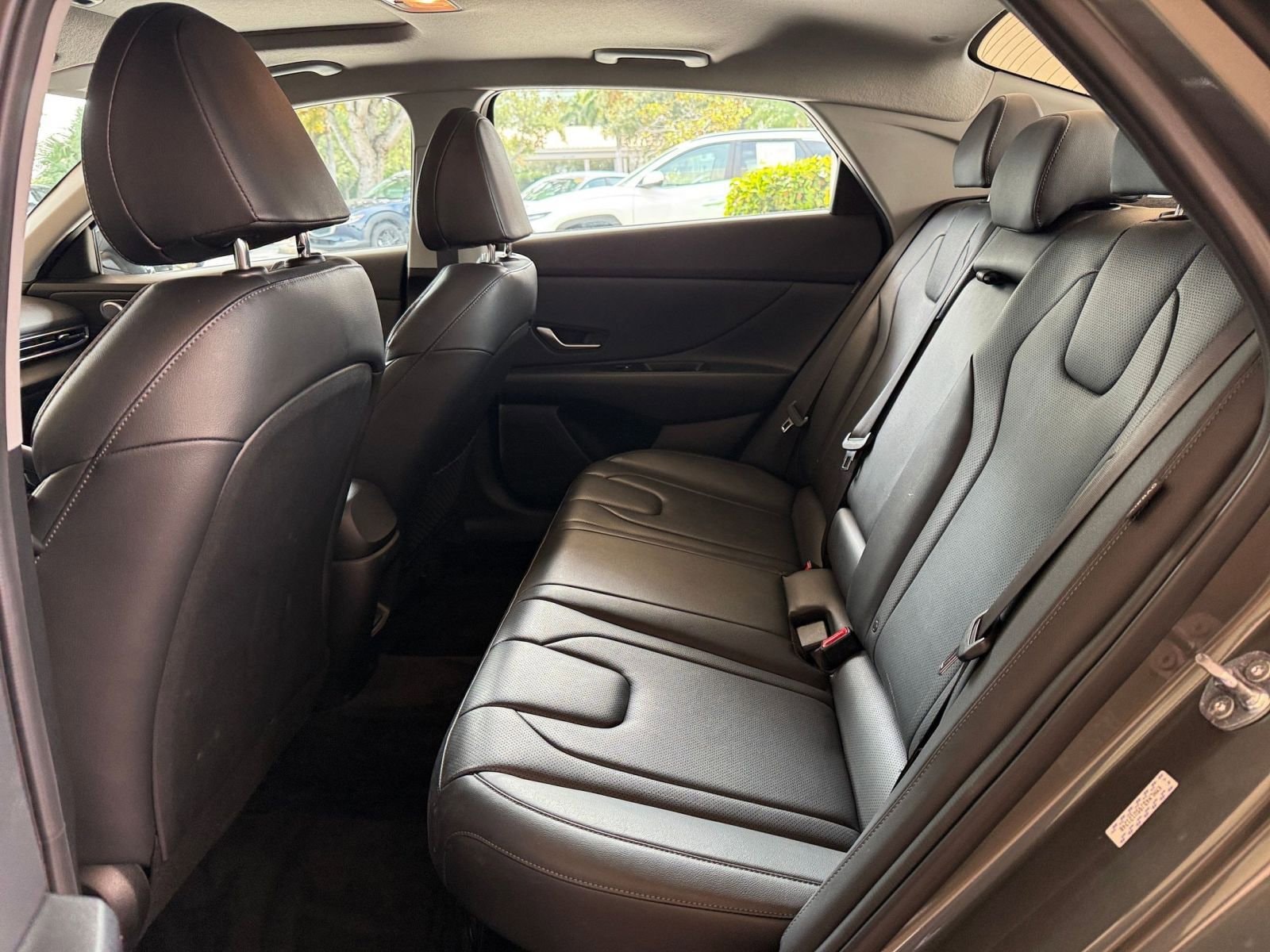 Thumbnail: 2025 Hyundai Elantra - 32