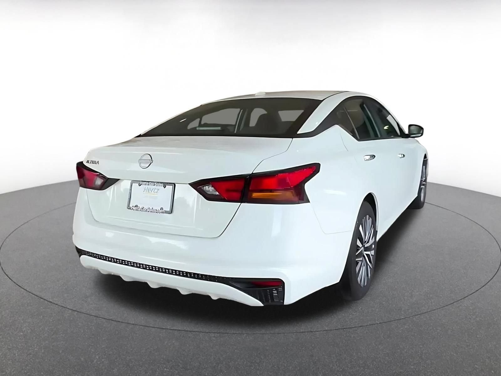 Thumbnail: 2025 Nissan Altima - 14