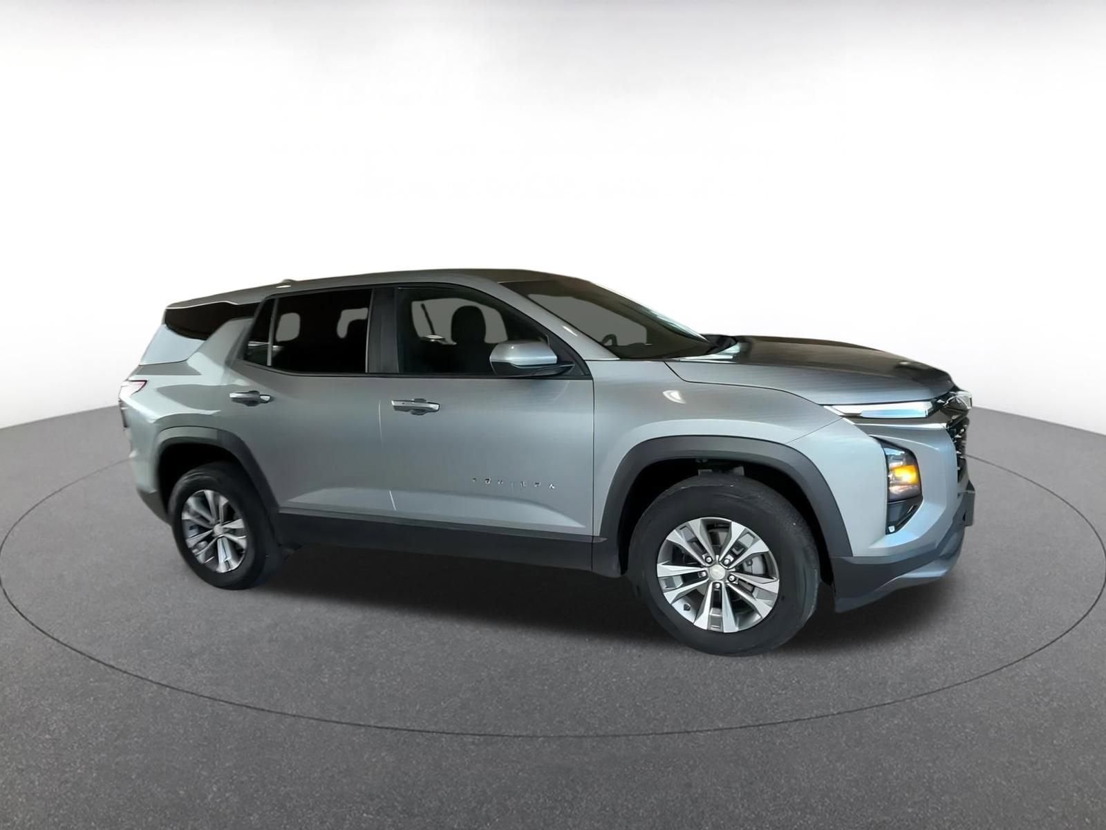 Thumbnail: 2025 Chevrolet Equinox - 2