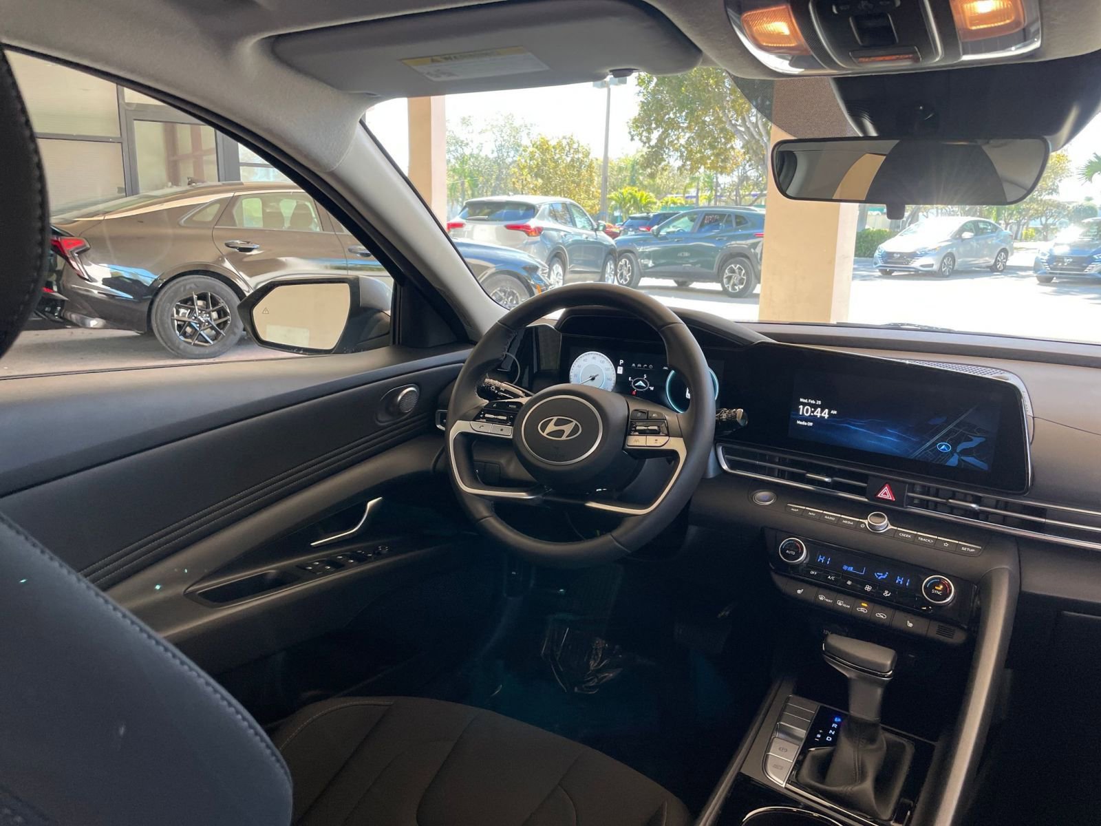 Thumbnail: 2025 Hyundai Elantra - 31