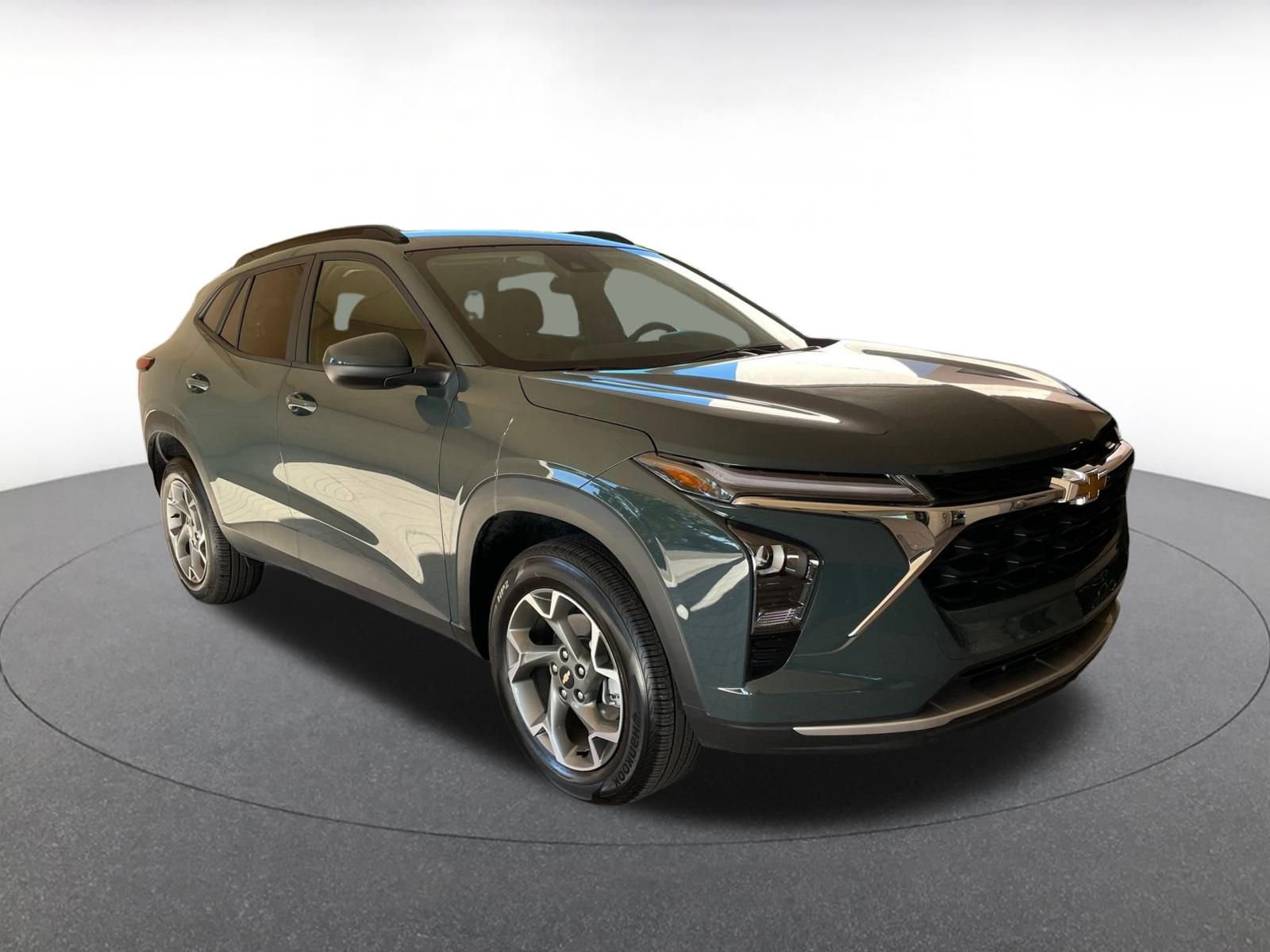 Thumbnail: 2025 Chevrolet Trax - 1