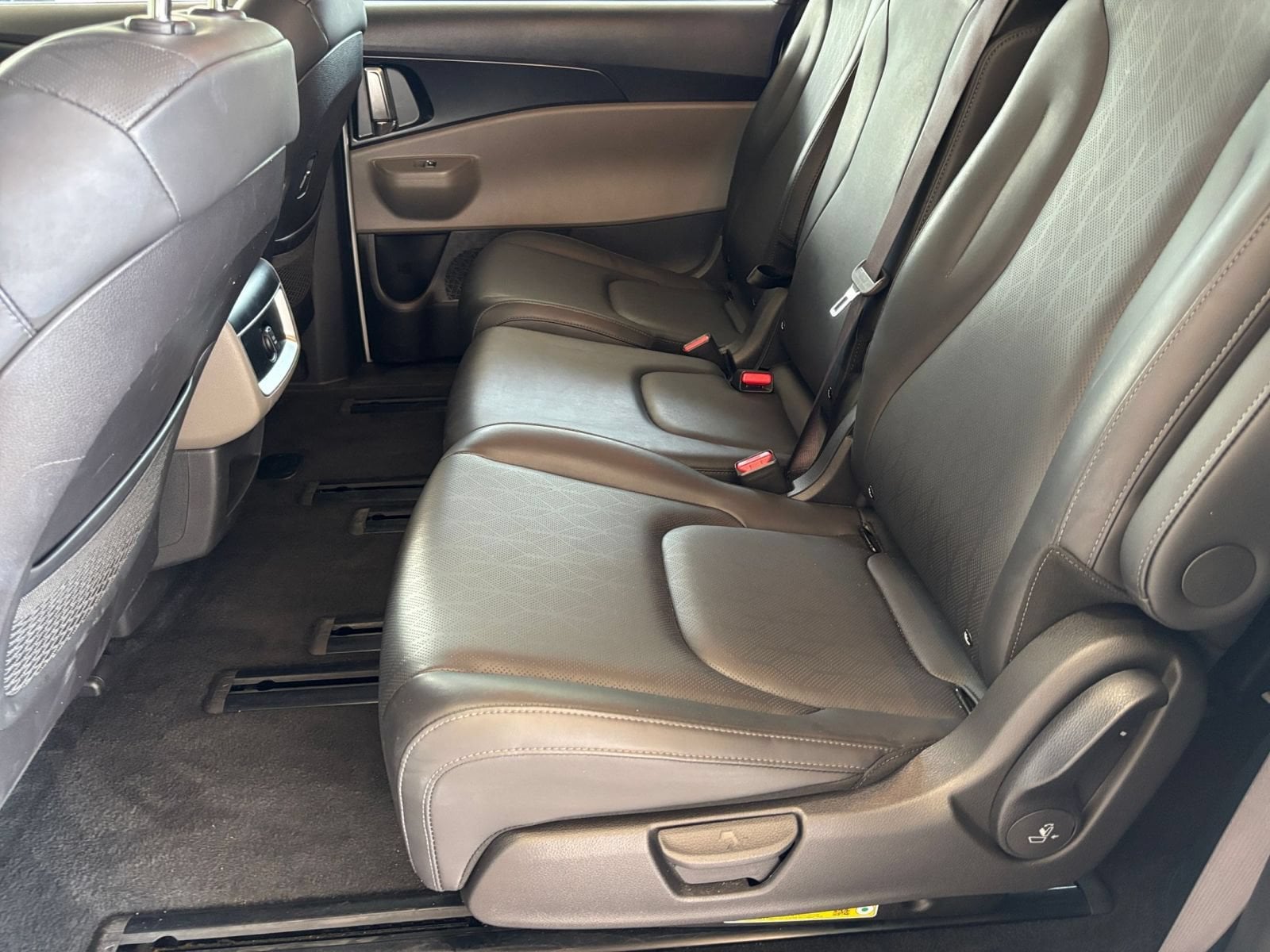 Thumbnail: 2026 Kia Carnival - 27