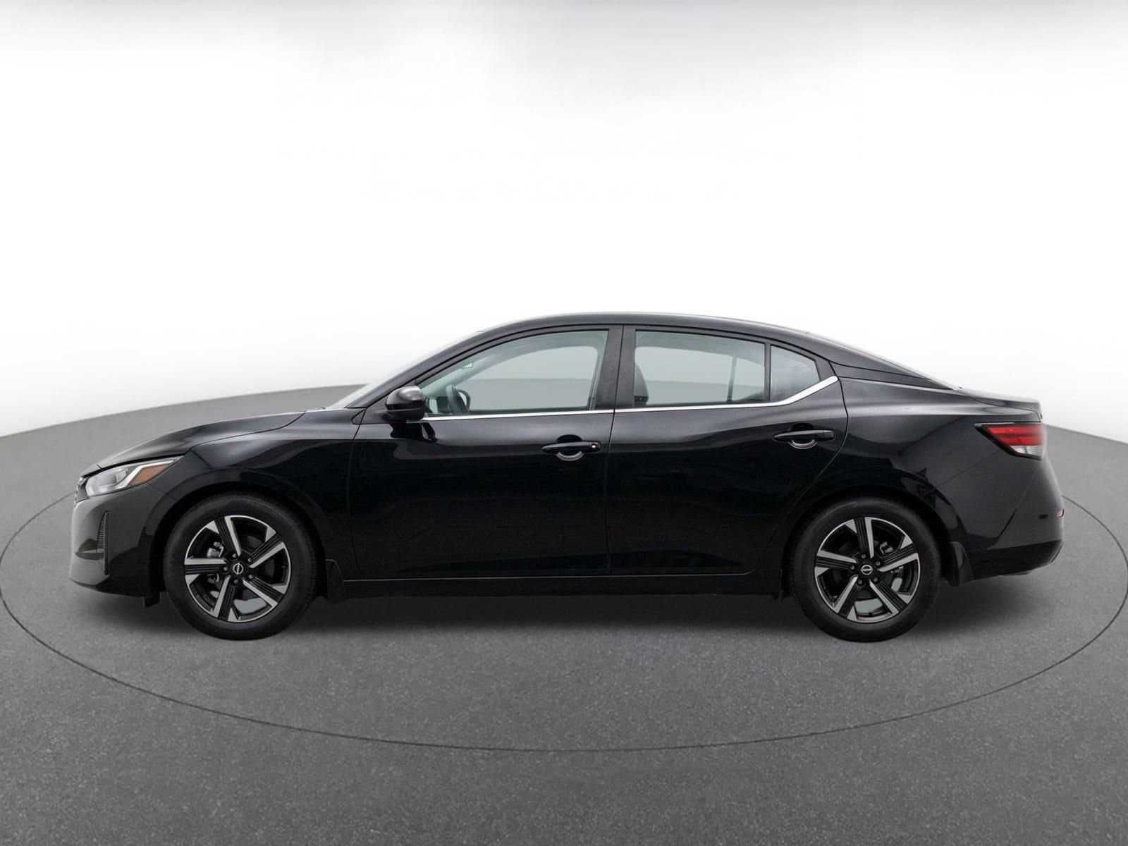 Thumbnail: 2025 Nissan Sentra - 4