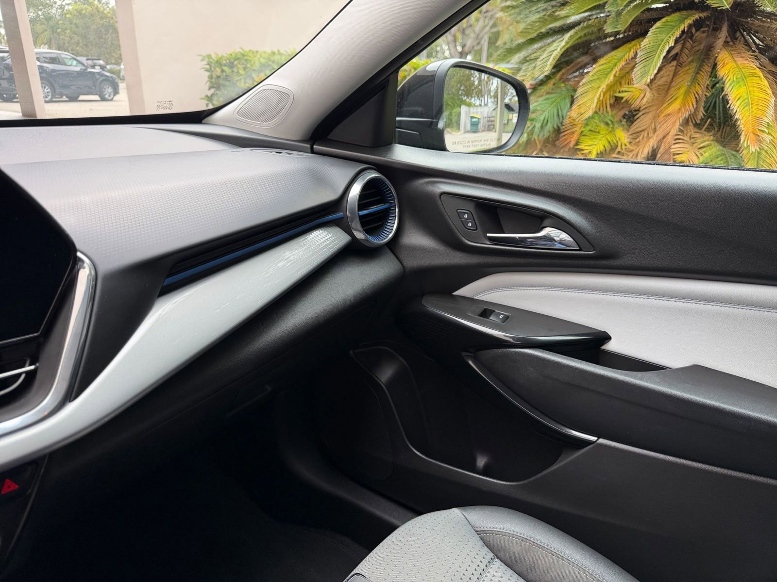 Thumbnail: 2025 Chevrolet Trax - 29