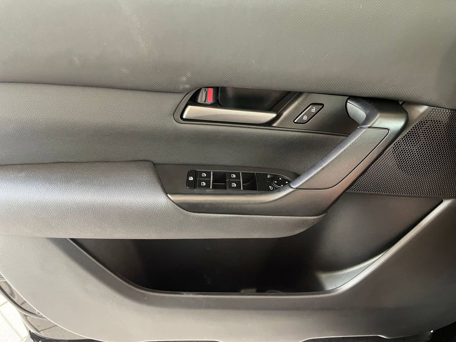 Thumbnail: 2025 Mazda CX-50 - 20