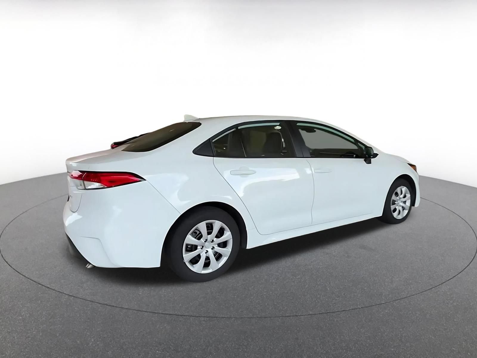 Thumbnail: 2025 Toyota Corolla - 15