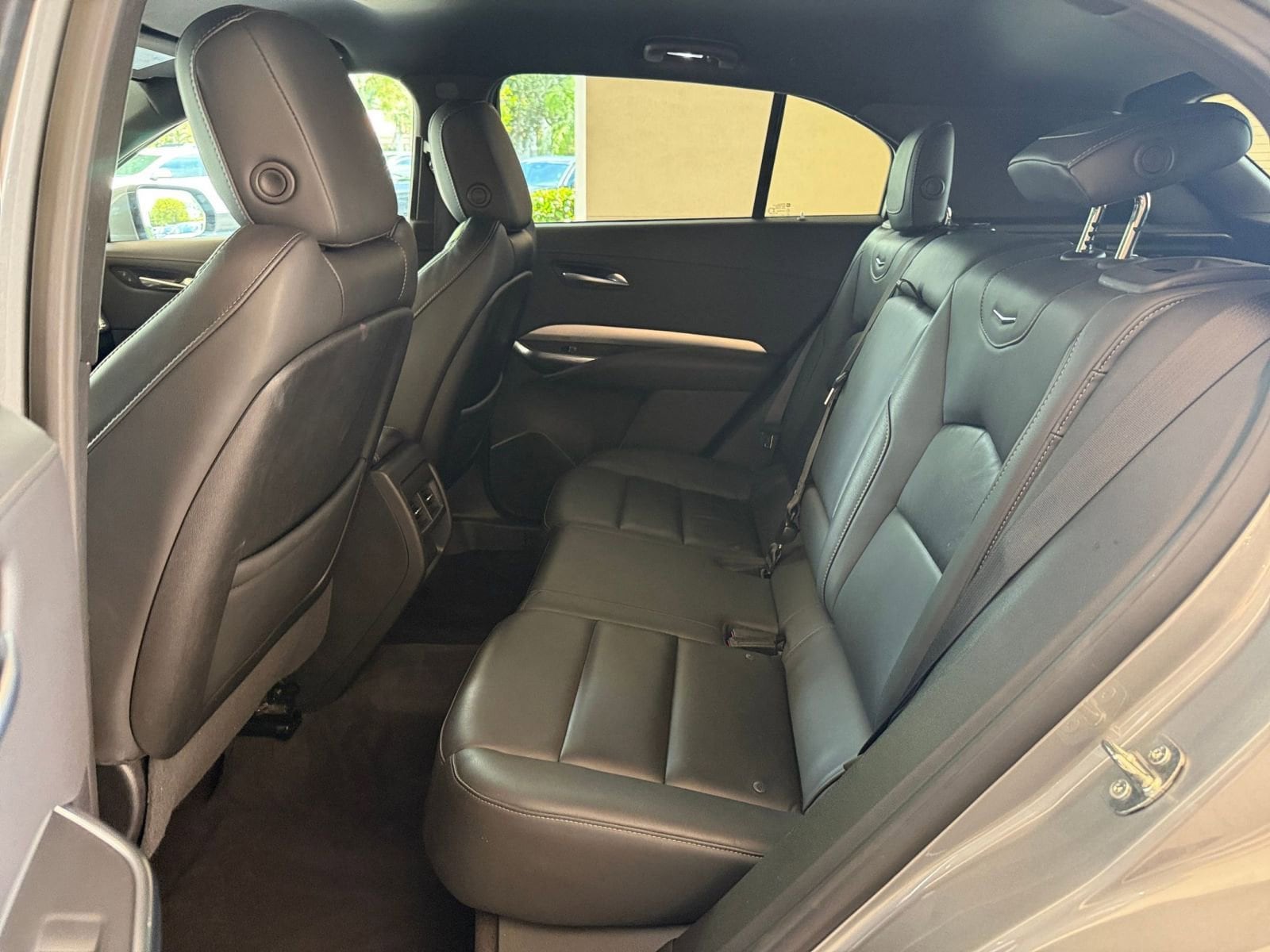 Thumbnail: 2023 Cadillac XT4 - 20