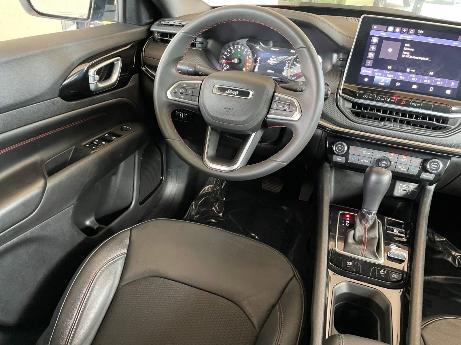 Thumbnail: 2025 Jeep Compass - 33