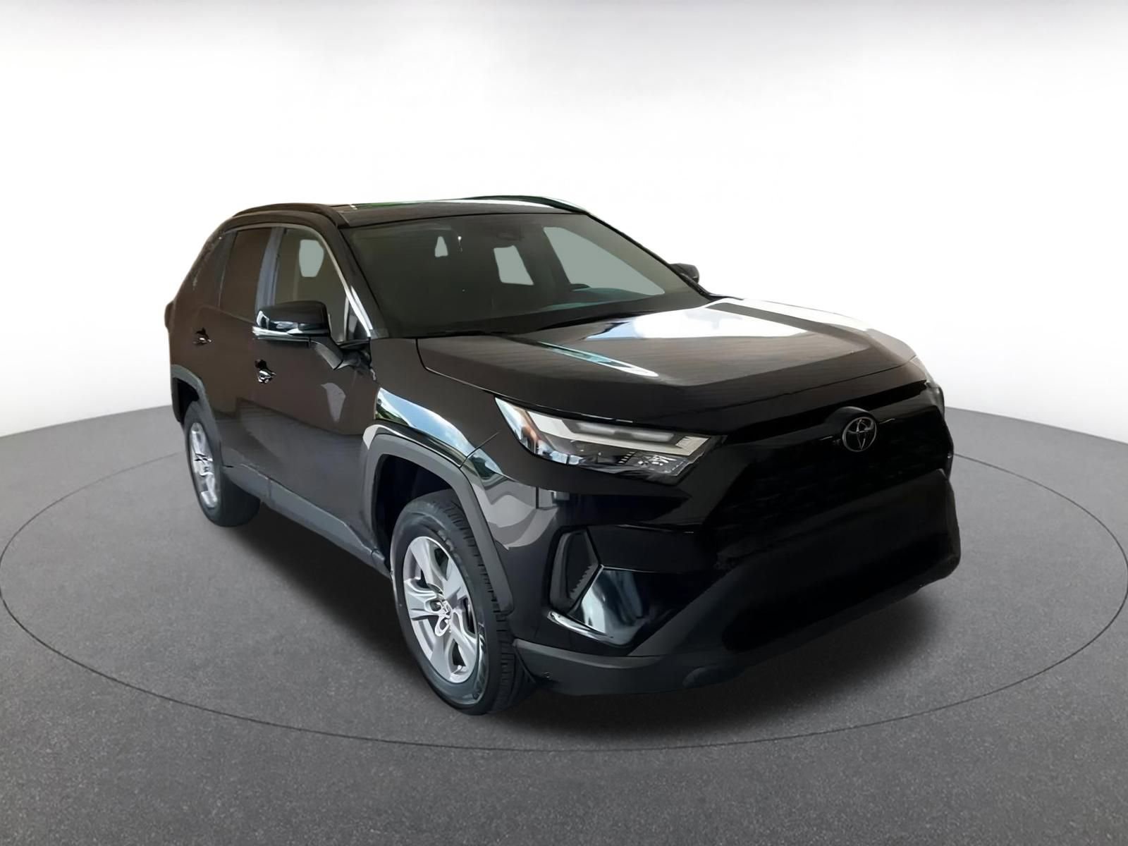 Thumbnail: 2025 Toyota RAV4 - 3