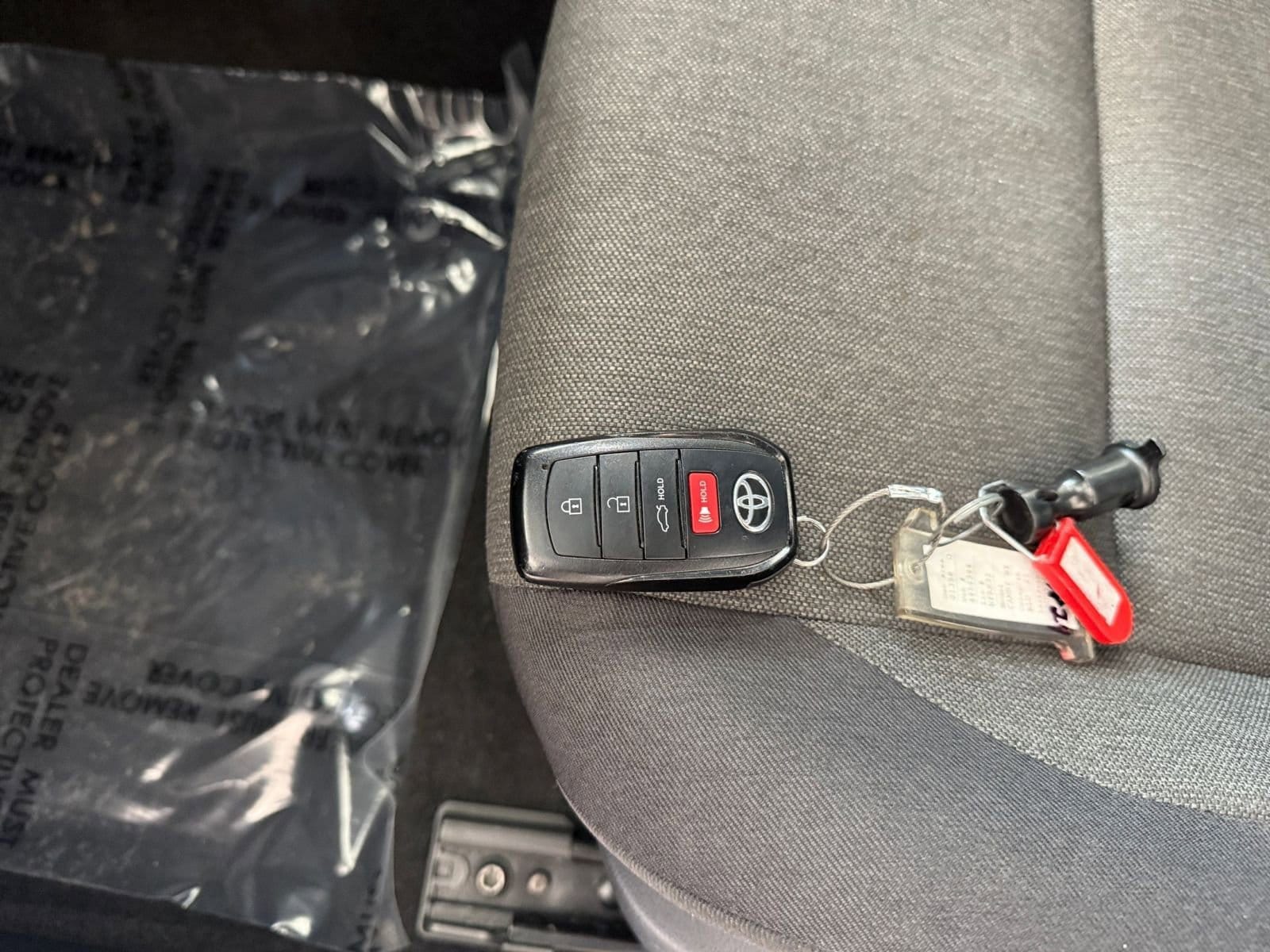 Thumbnail: 2025 Toyota Camry - 18