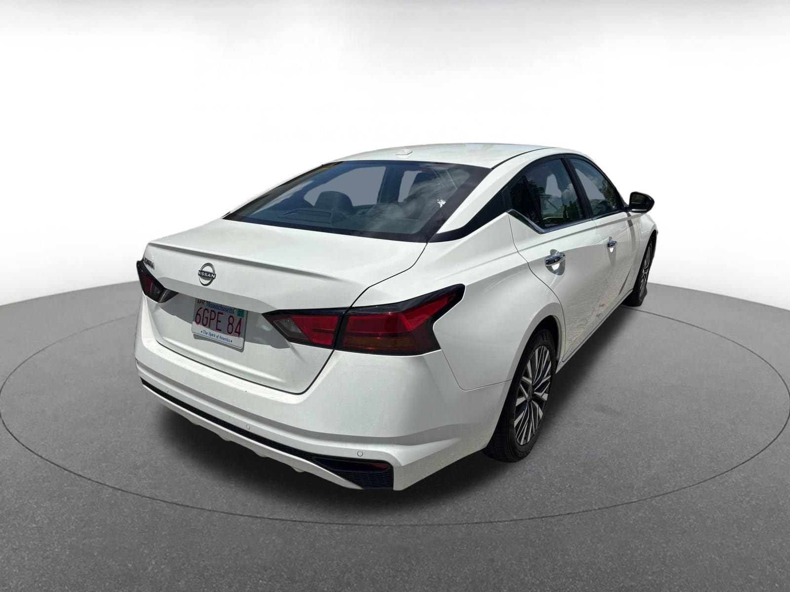 Thumbnail: 2025 Nissan Altima - 17