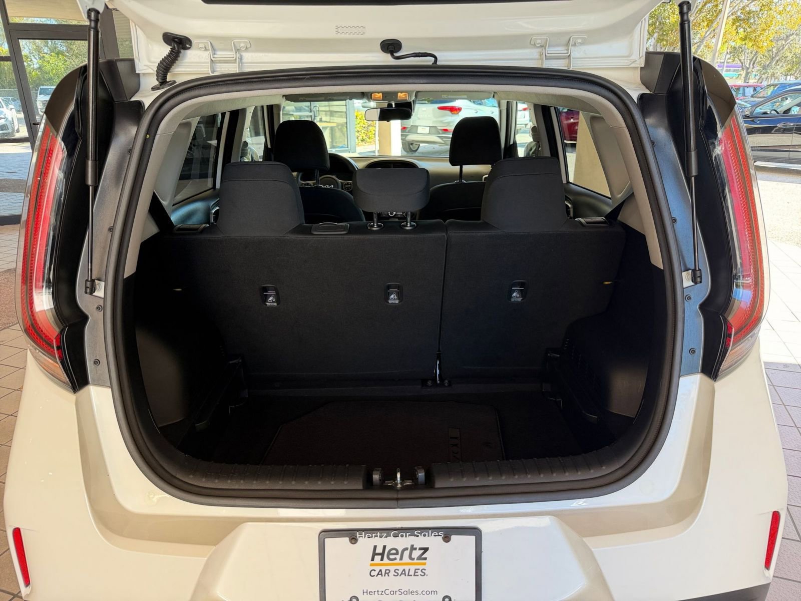 Thumbnail: 2025 Kia Soul - 25