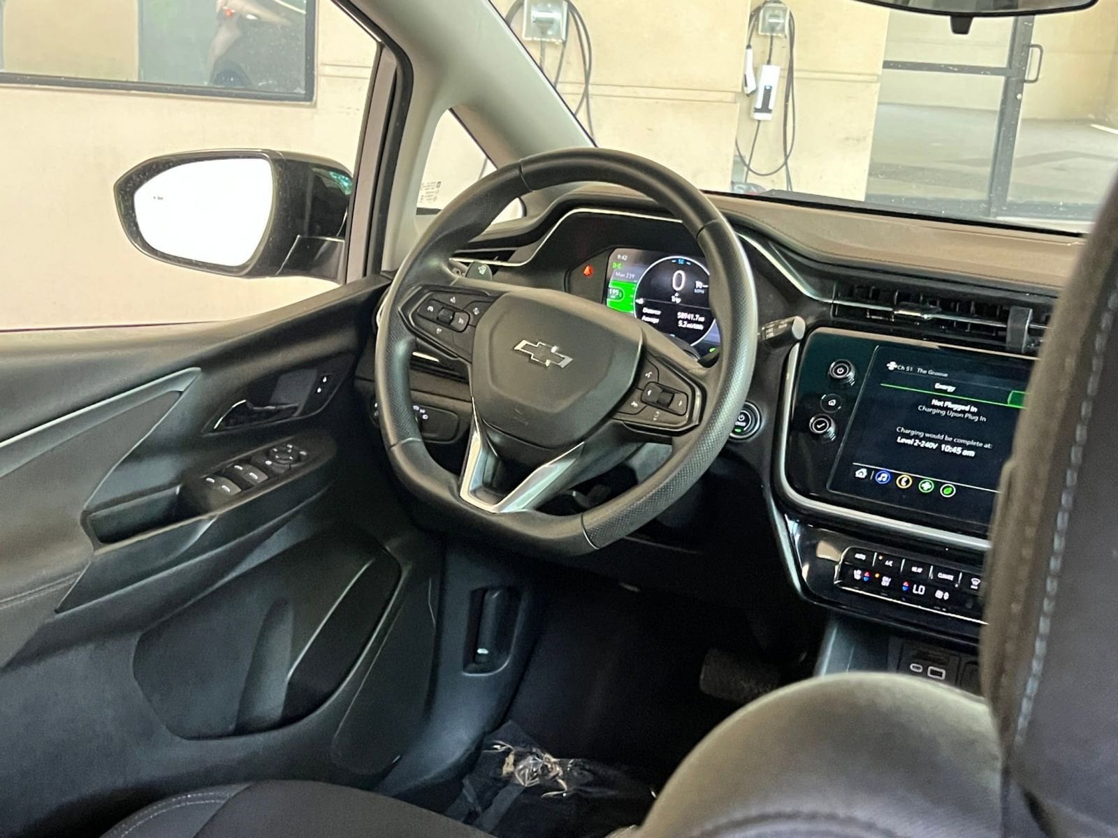 Thumbnail: 2023 Chevrolet Bolt EV - 31