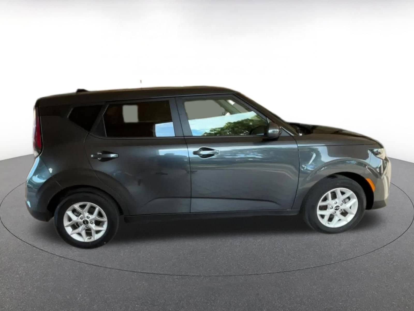 Thumbnail: 2025 Kia Soul - 16